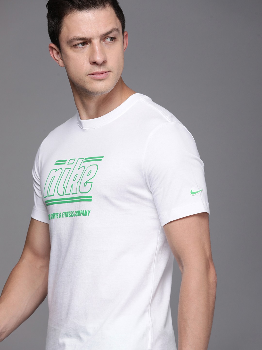 

Nike Men White Brand Logo Printed Pure Cotton T-shirt
