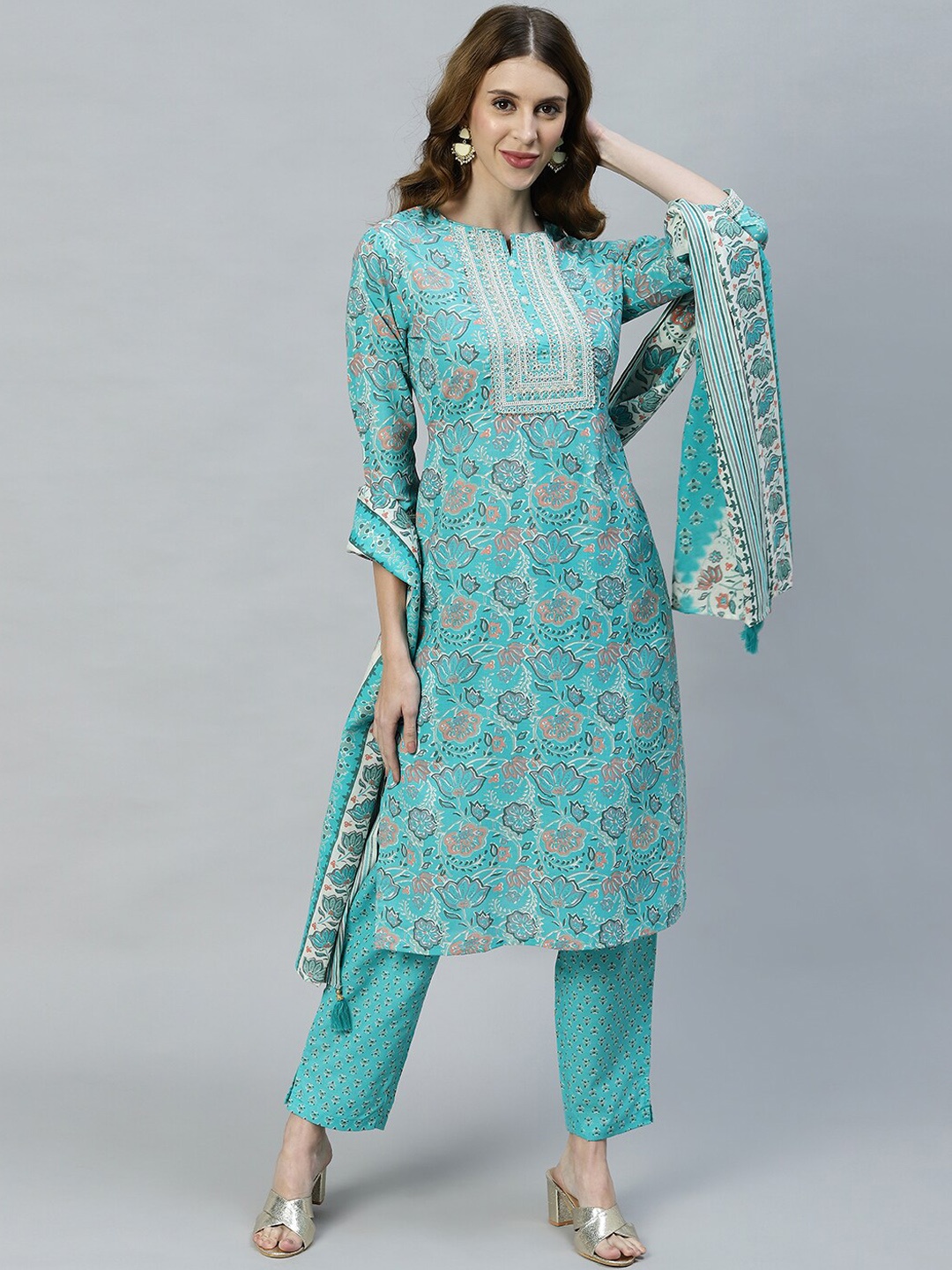 

FASHOR Women Turquoise Blue Floral Printed Thread Work Pure Cotton Kurta Set