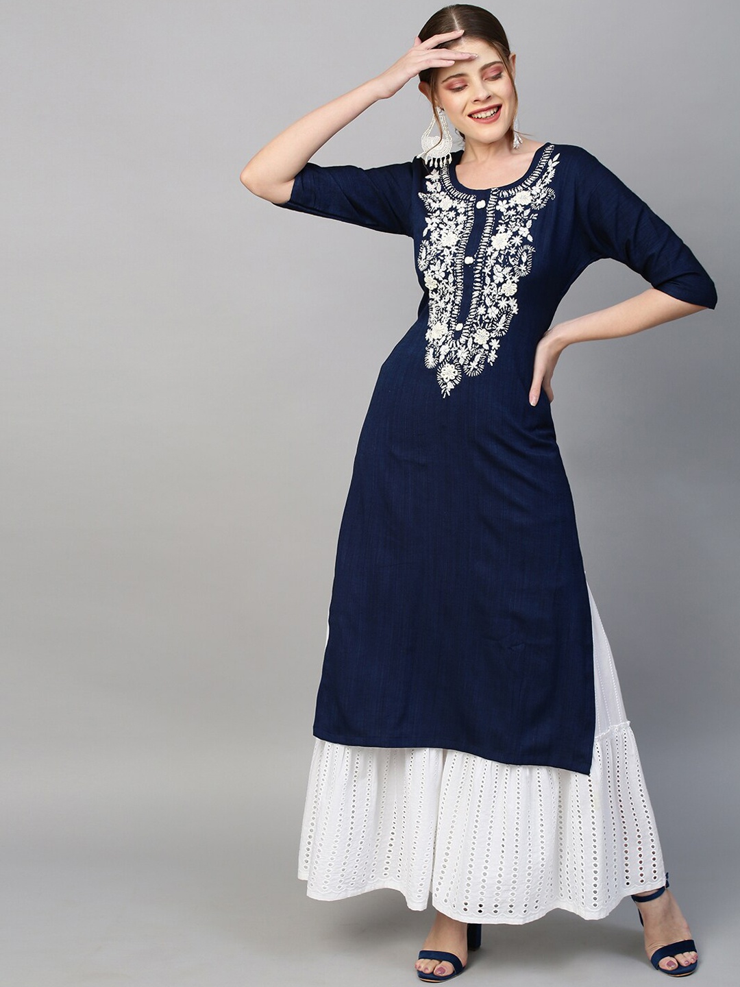 

FASHOR Women Navy Blue Embroidered Straight Kurta