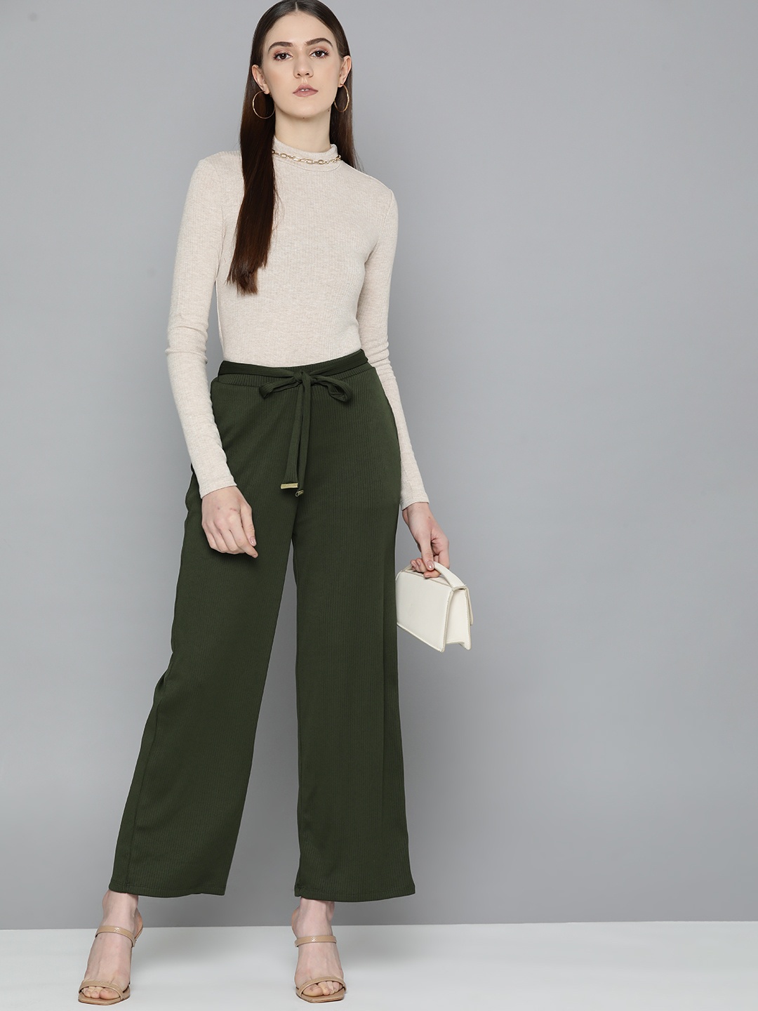 

Chemistry Women Ribbed Flared Trousers, Olive
