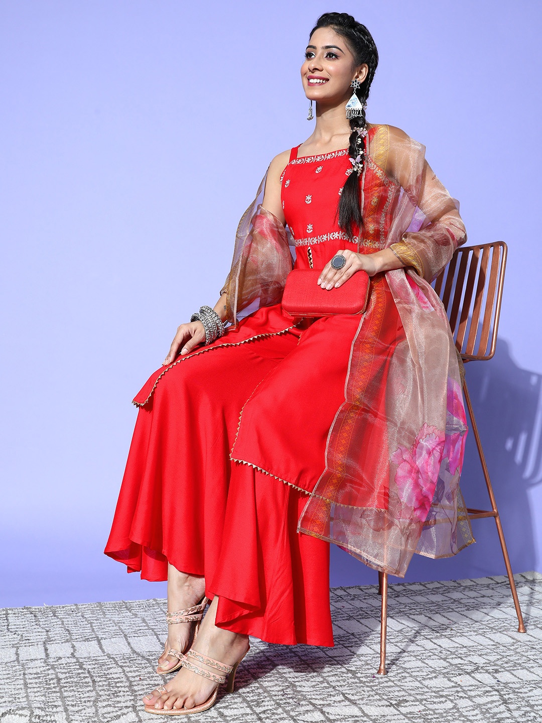 

InWeave Women Floral Viscose Rayon Spaghetti Straps Kurta Set, Red