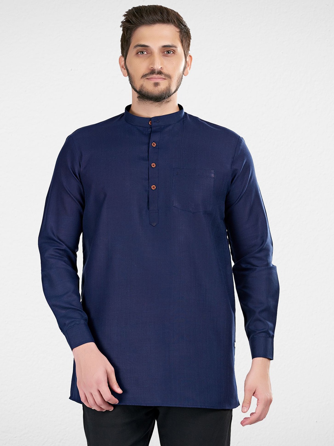 

SHIWAM ETHNIX Men Navy Blue Solid Kurta