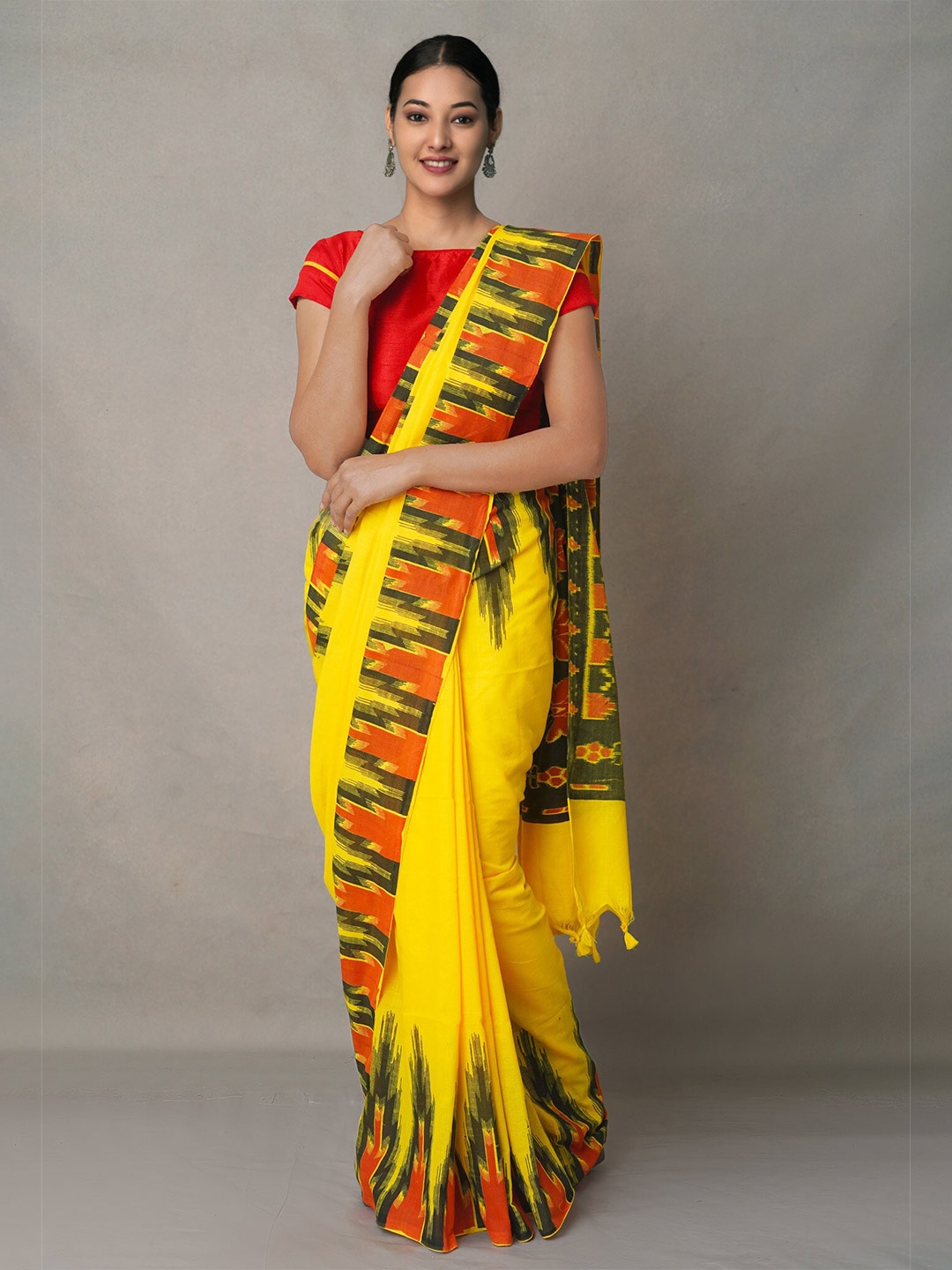 

Unnati Silks Women Yellow & Red Woven Design Pure Linen Jamdani Saree