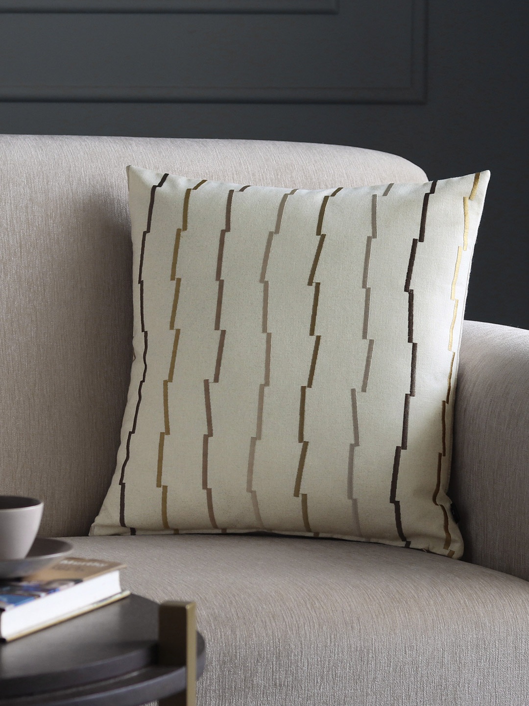 

GM Off White & Gold-Toned EmbroideredSquare Cushion Covers
