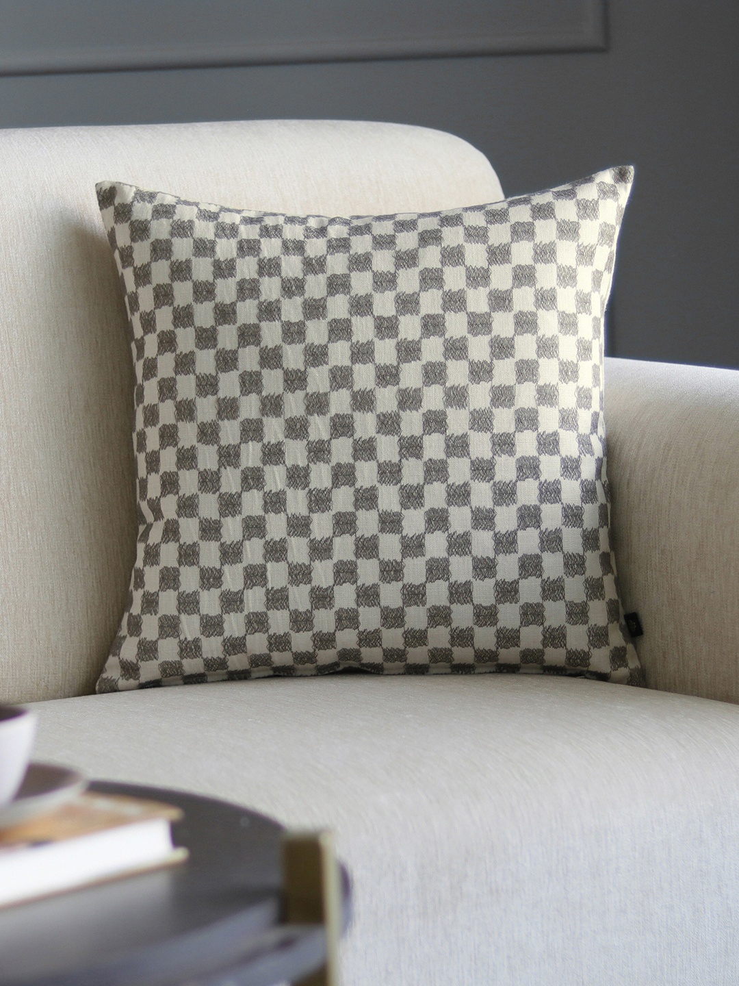 

GM Grey Geometric Square Cushion Covers