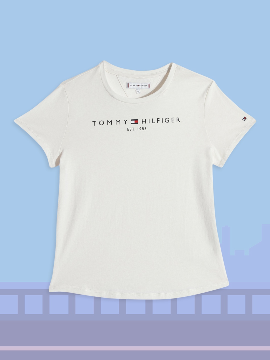 

Tommy Hilfiger Girls White Pure Cotton T-shirt