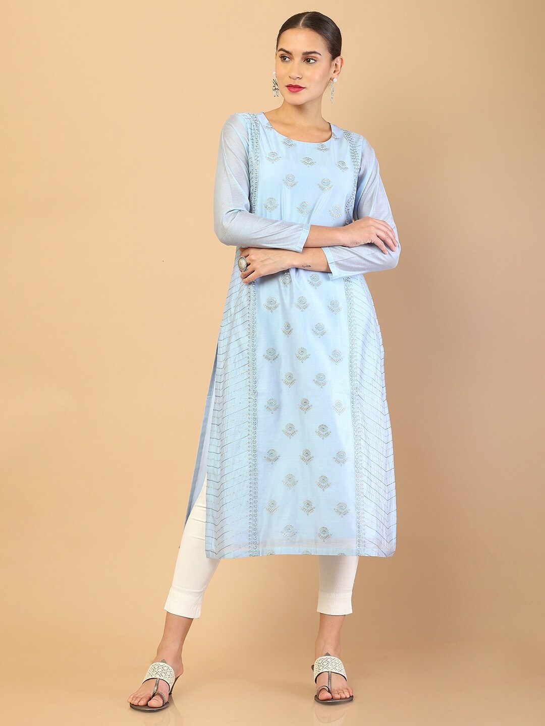

Soch Women Blue & Grey Floral Embroidered Thread Work Floral Chanderi Silk Kurta