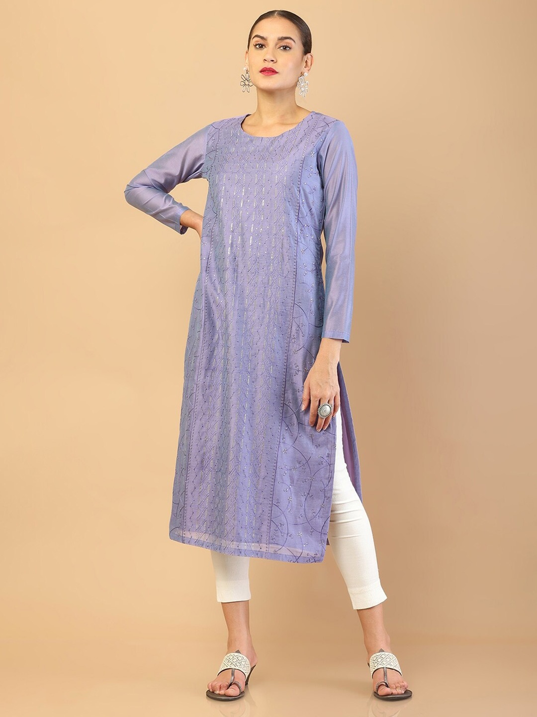 

Soch Women Purple Geometric Embroidered Chanderi Silk Kurta