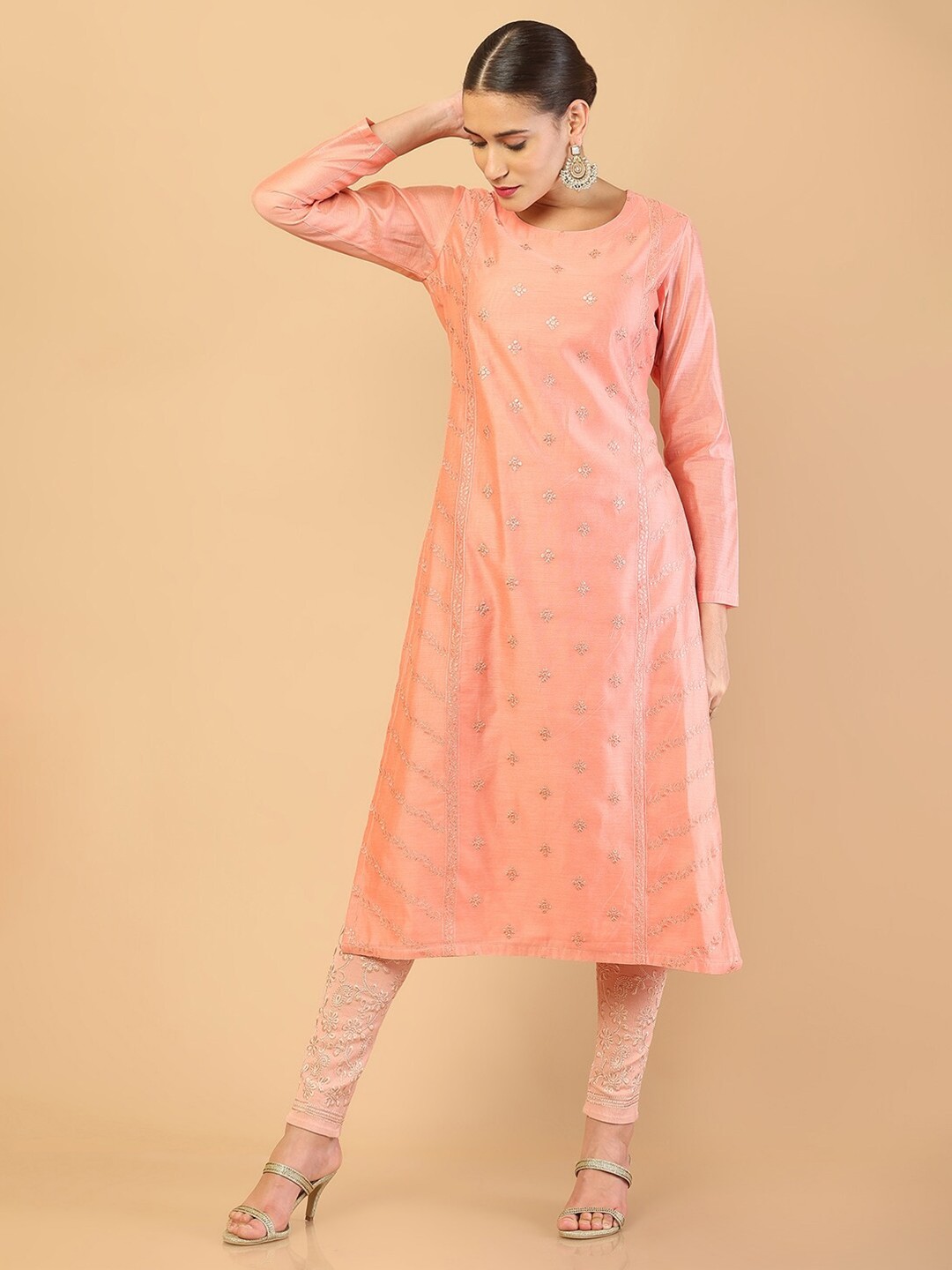 

Soch Women Peach-Coloured Ethnic Motifs Embroidered Chanderi Silk Kurta
