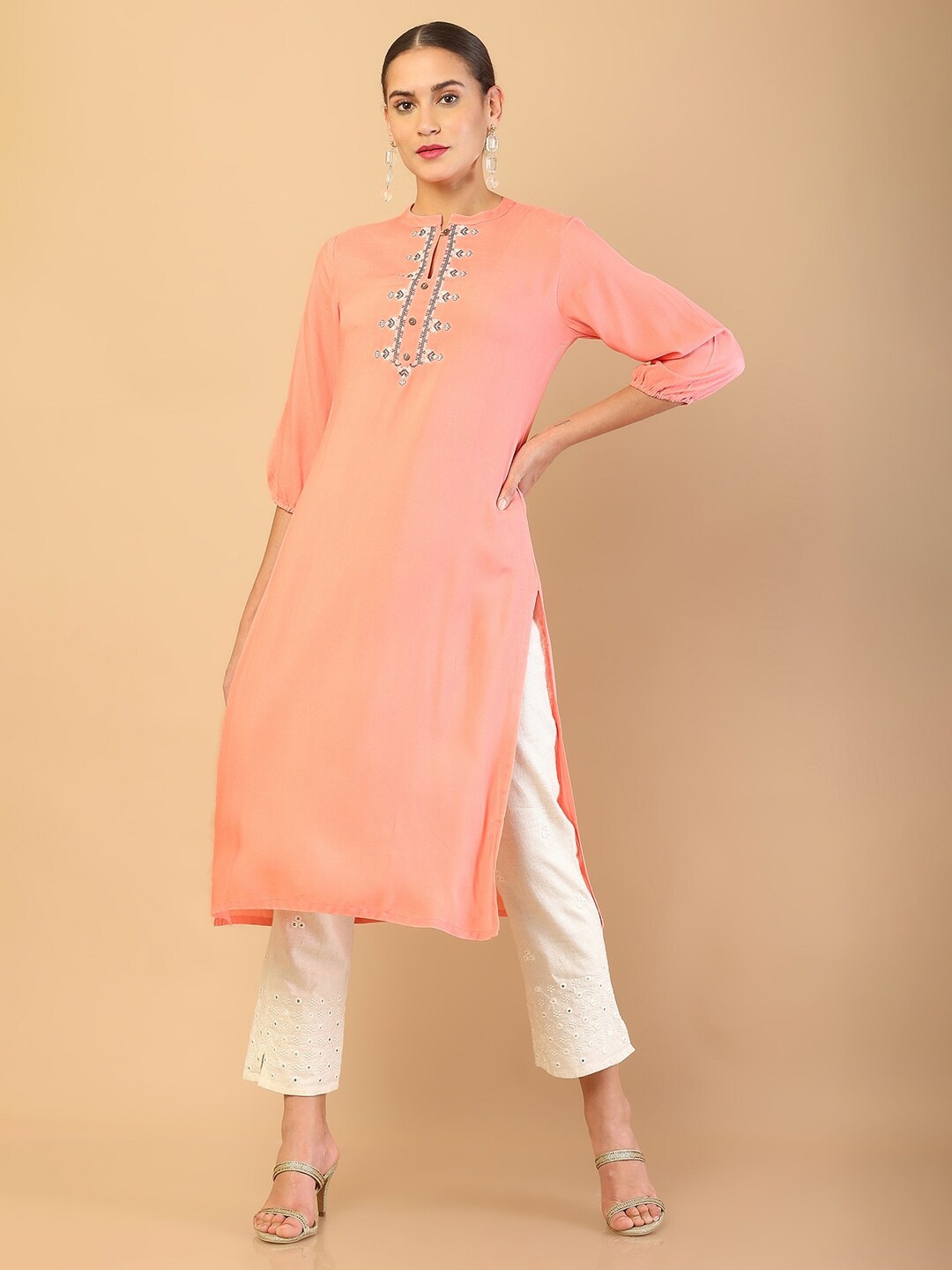 

Soch Women Peach-Coloured Solid Straight Kurta