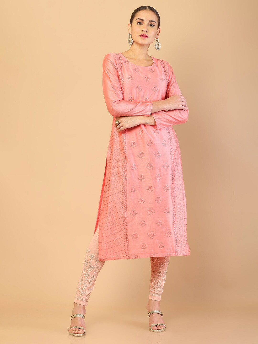 

Soch Women Coral & Silver-Toned Floral Embroidered Chanderi Silk Kurta