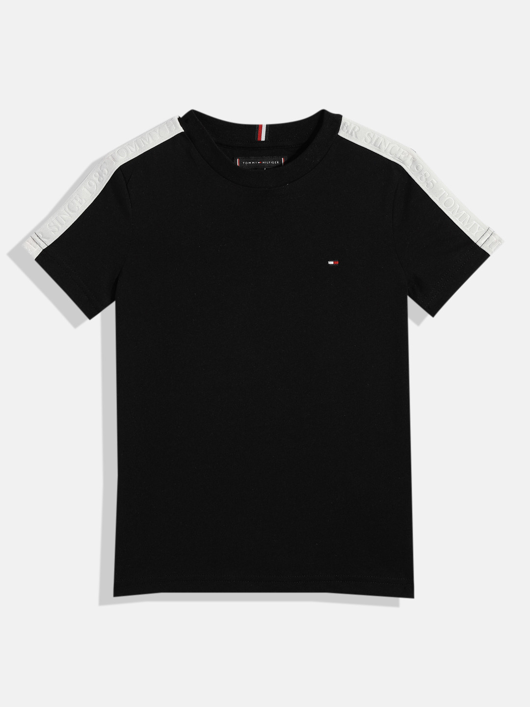 

Tommy Hilfiger Boys Black Brand Logo Pure Cotton T-shirt