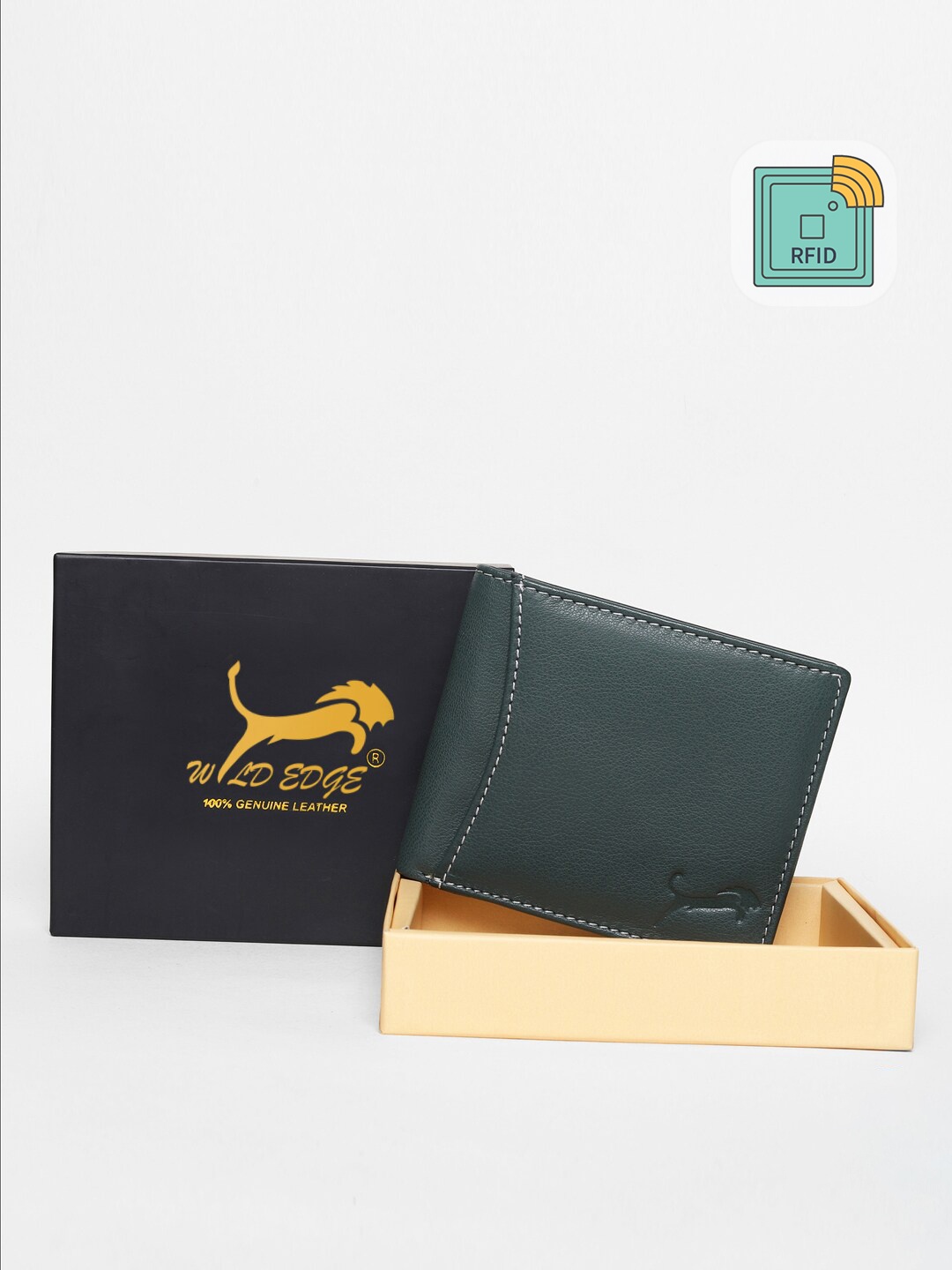 

WILD EDGE Men Green Leather Two Fold Wallet