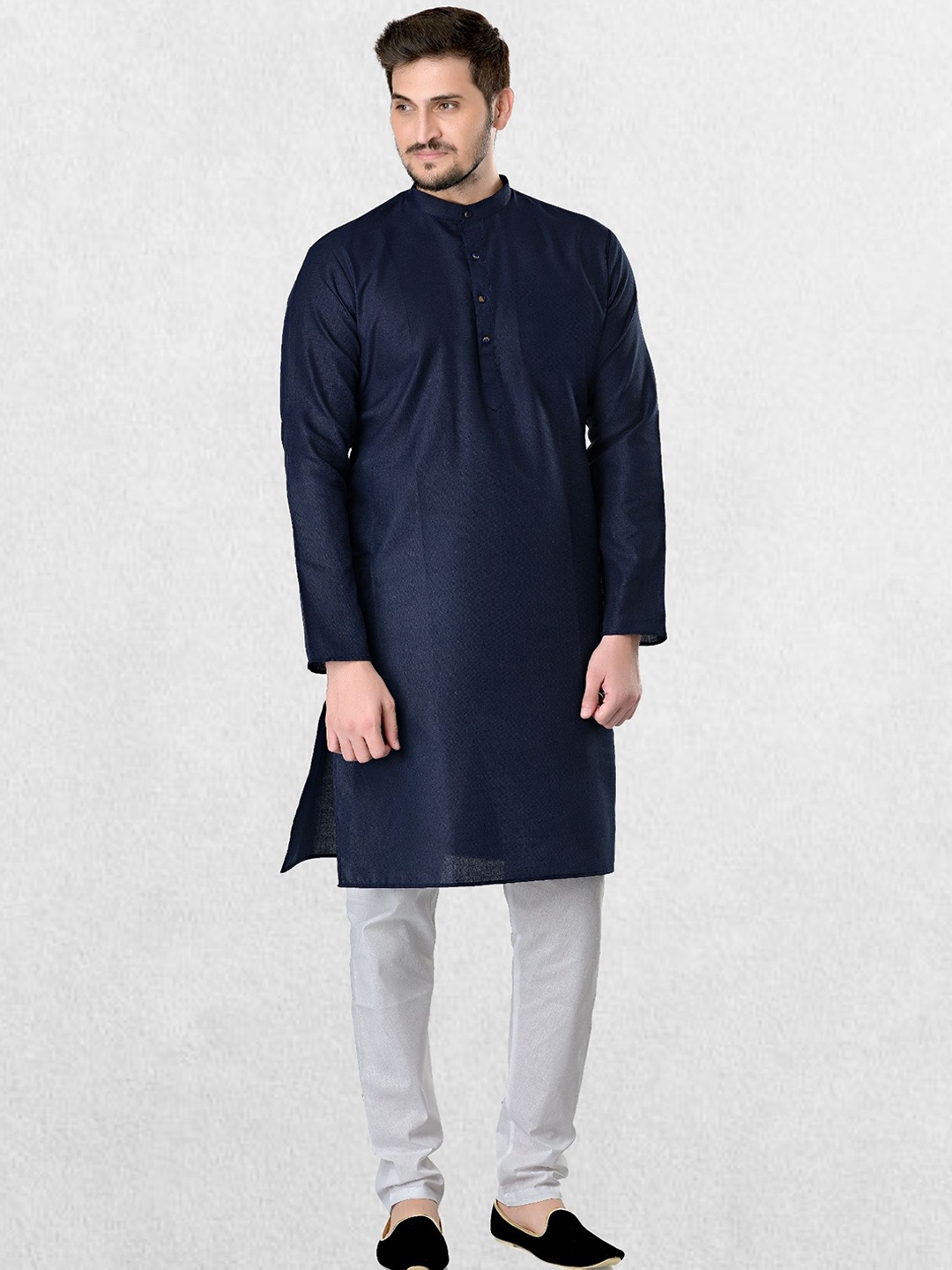 

SHIWAM ETHNIX Men Navy Blue Straight Kurta