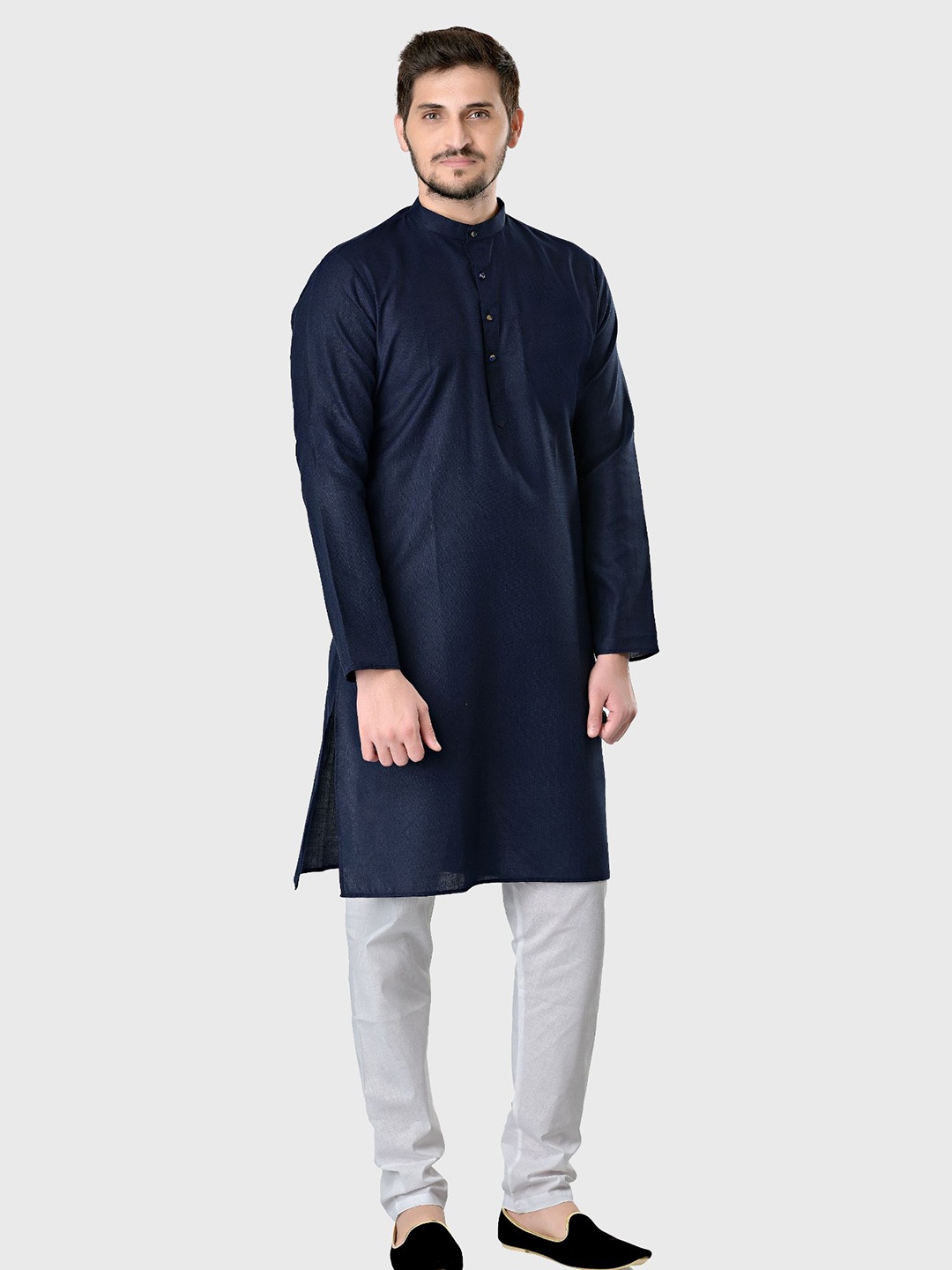 

SHIWAM ETHNIX Men Navy Blue Kurta with Pyjamas