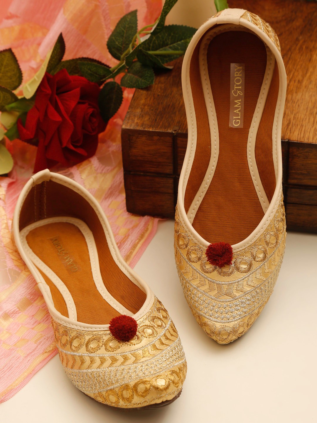 

GLAM STORY Women Cream-Coloured Bows Flats