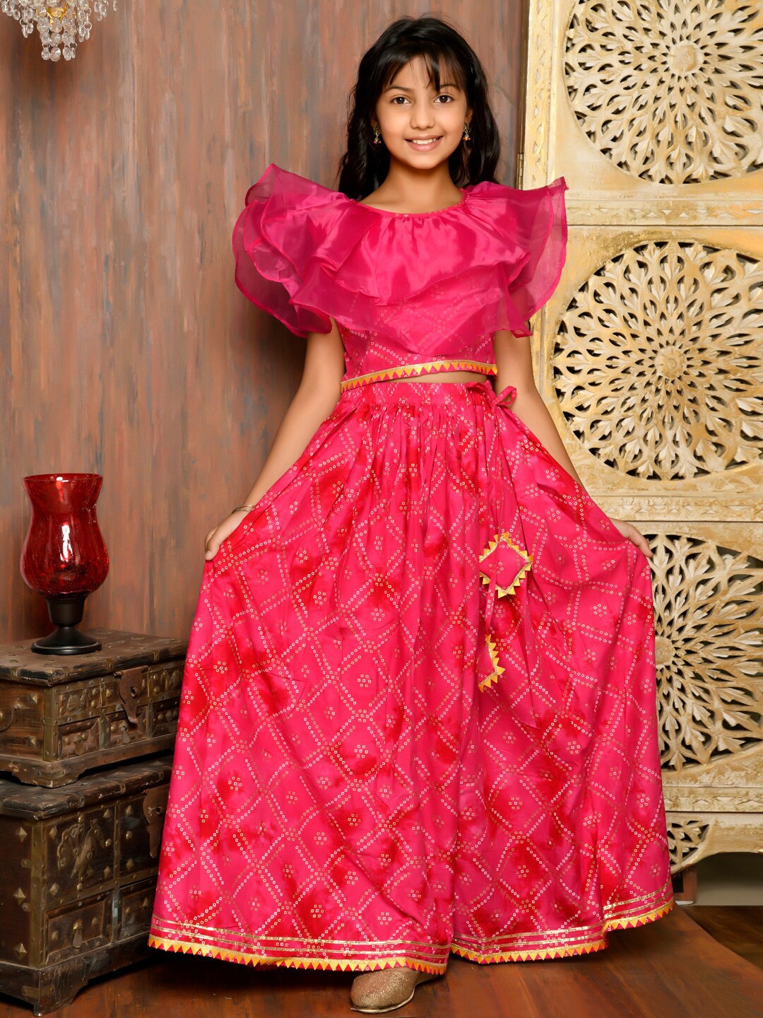 

LilPicks Girls Pink & Gold-Toned Ready to Wear Lehenga &