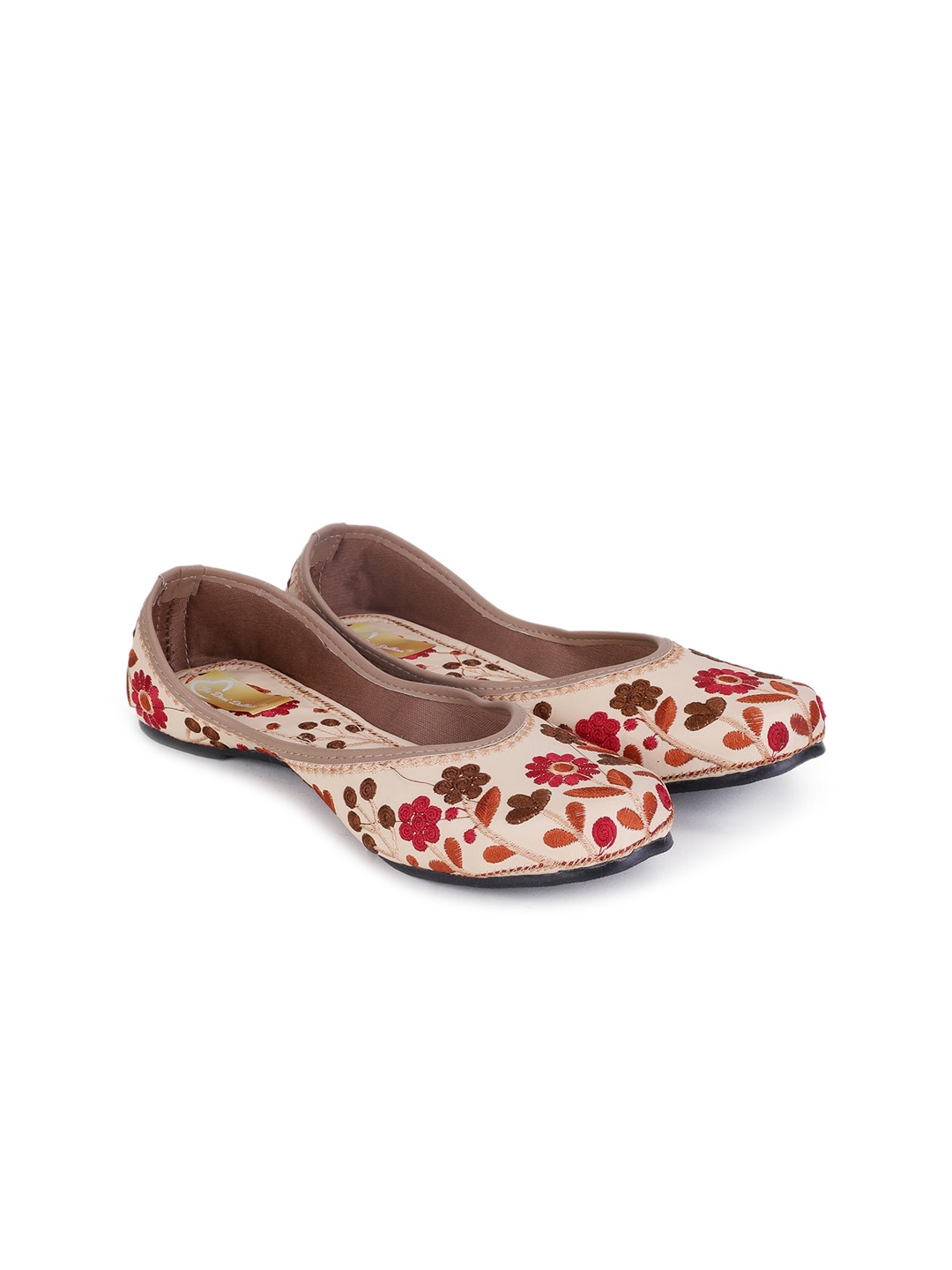 

The Desi Dulhan Women Cream-Coloured Printed Leather Ethnic Embroidered Flats