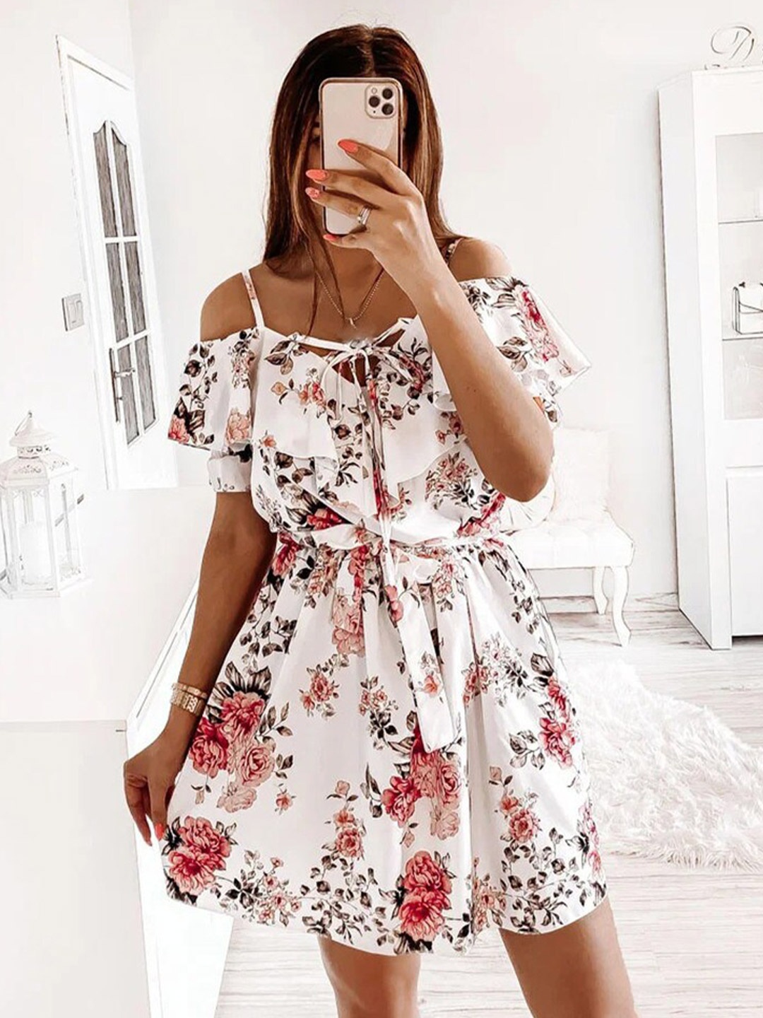 

BoStreet Red & White Cold-Shoulder Sleeves Floral Fit & Flare Dress