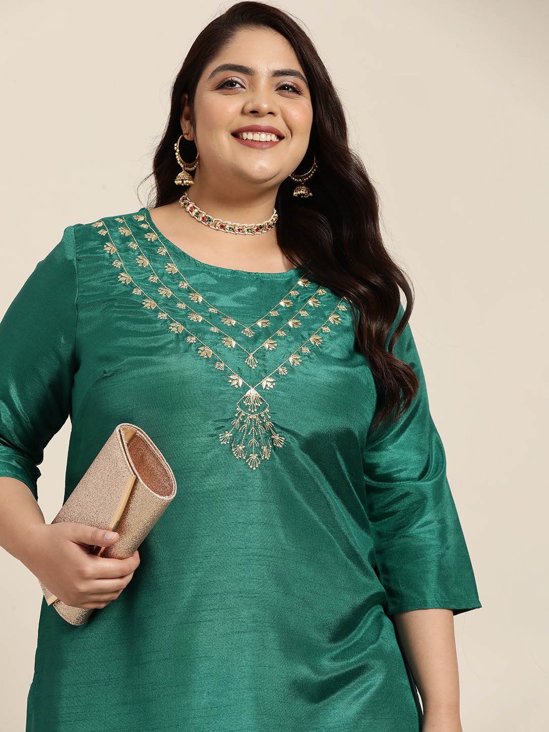 

Sztori Women Plus Size Green & Golden Ethnic Motifs Embroidered Kurta