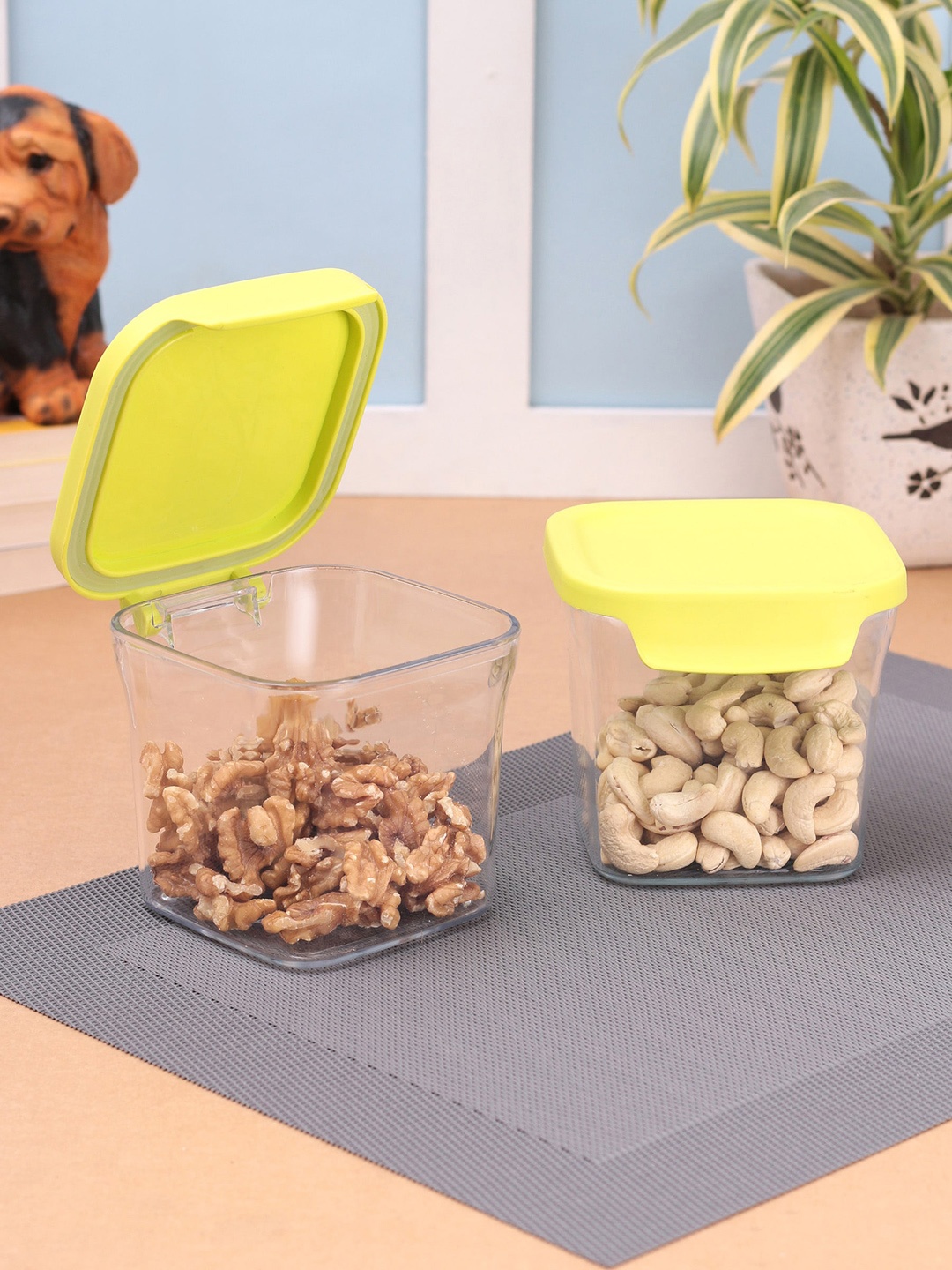 

Crown Craft Rose Lime Green Set of 2 Piece Food Container Canister 500 ml Each