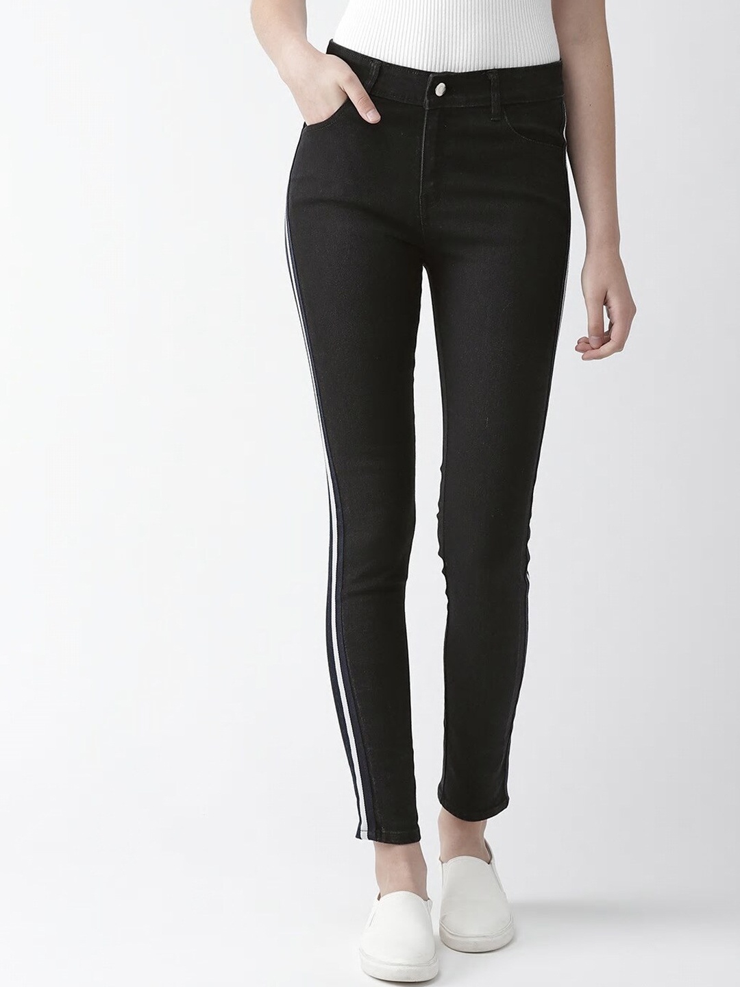 

Hubberholme Women Black Comfort Slim Fit High-Rise Stretchable Jeans