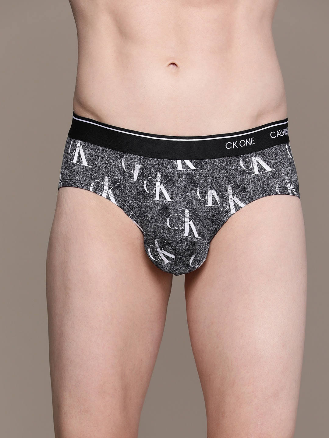 

Calvin Klein Underwear Men Grey Melange & White Printed Hipster Briefs NB22246O4