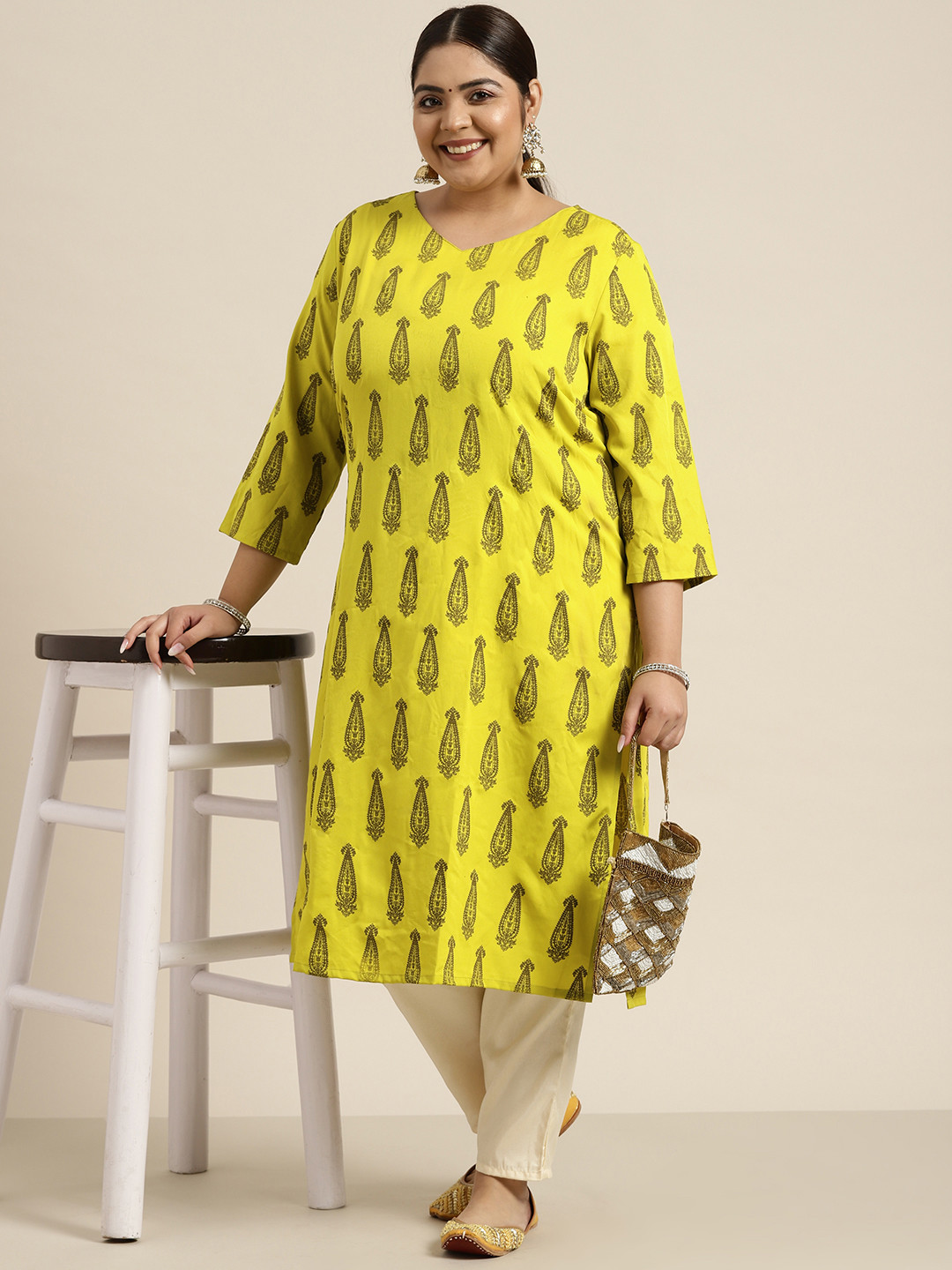 

Sztori Women Plus Size Lime Green Ethnic Motifs Printed Kurta