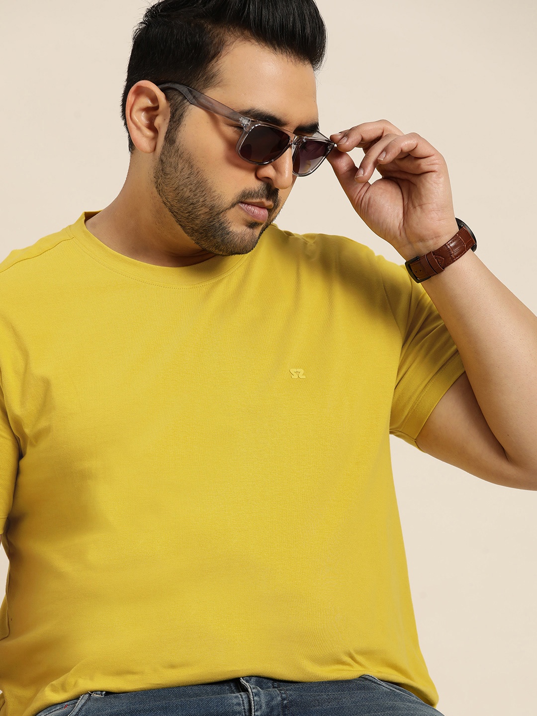 

Sztori Men Plus Size Pure Cotton T-shirt, Yellow
