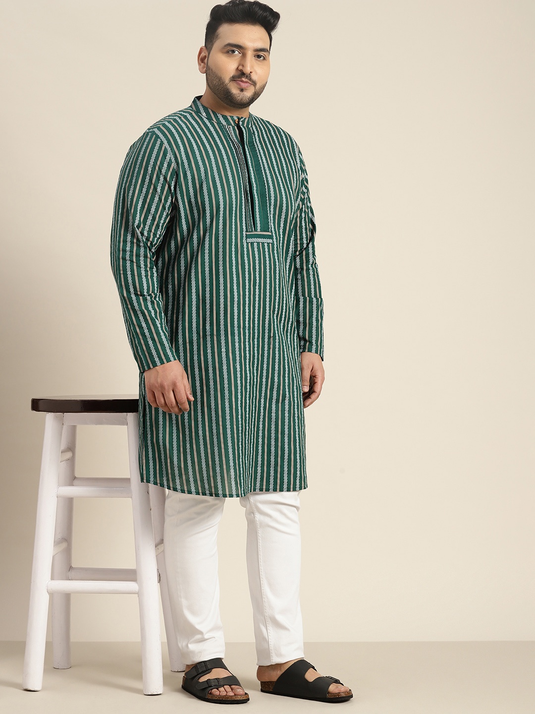 

Sztori Plus Size Cotton Striped Kurta, Green