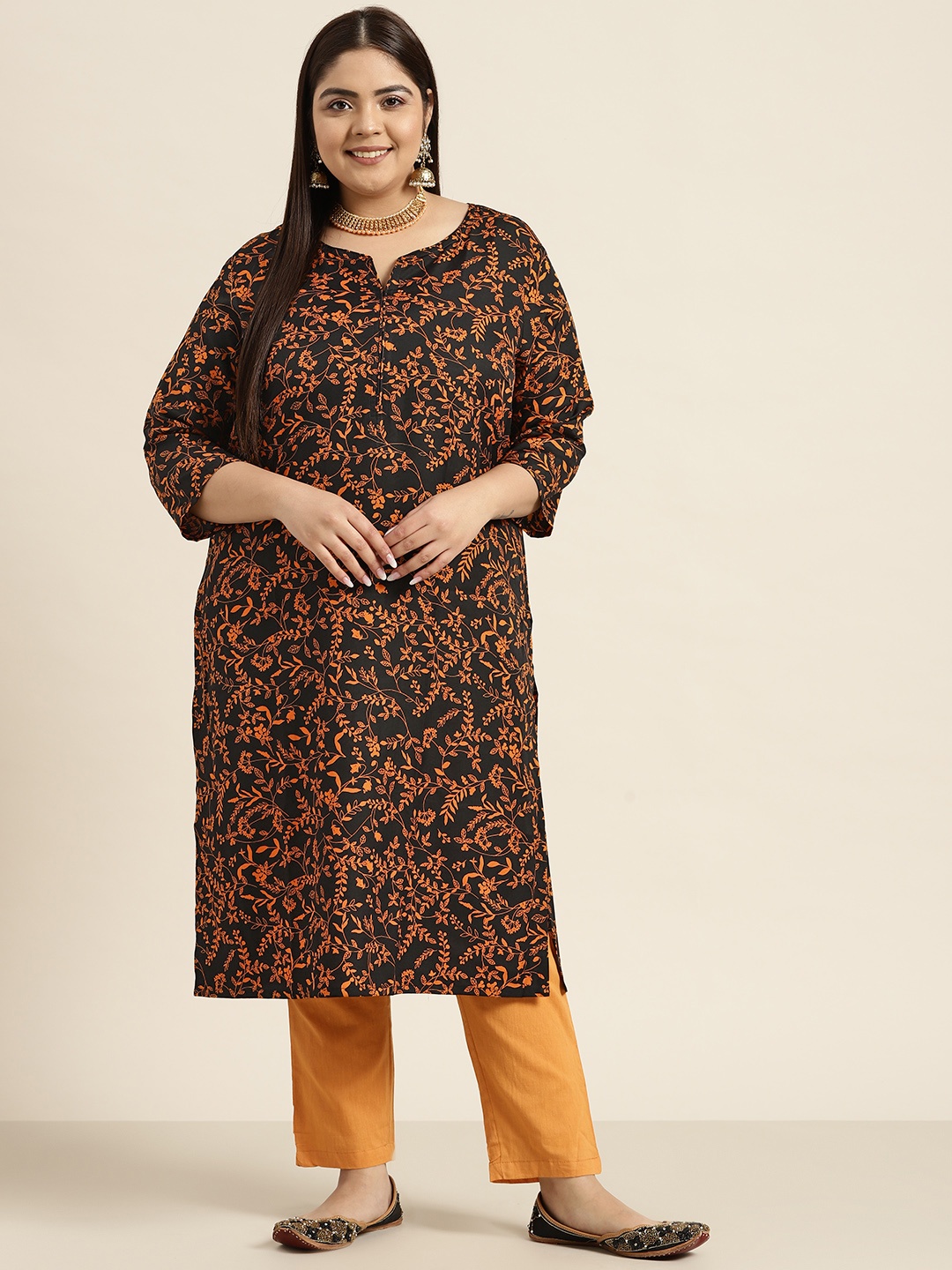 

Sztori Women Plus Size Black & Orange Floral Printed Kurta