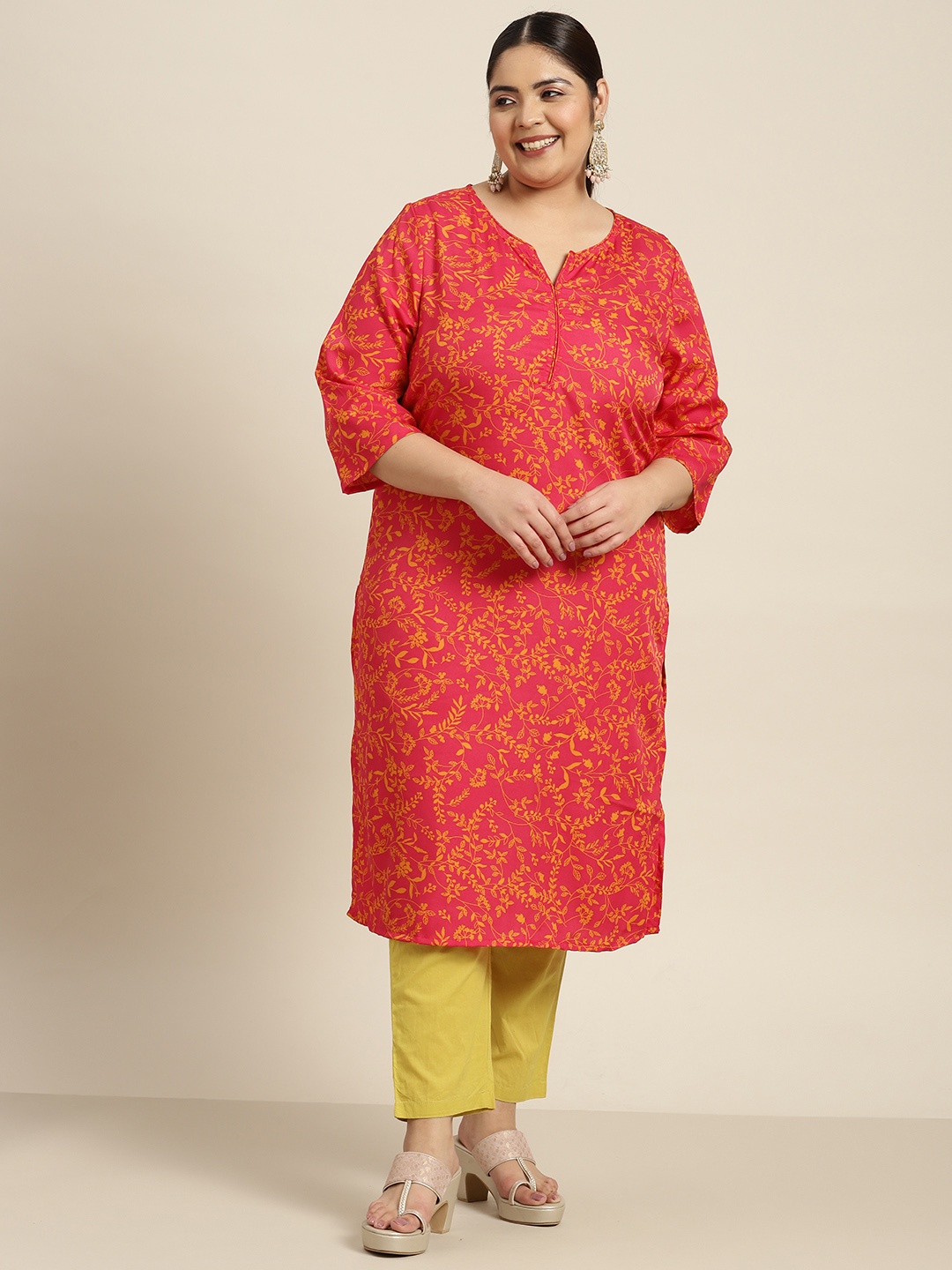 

Sztori Women Plus Size Ethnic Motifs Printed Kurta, Pink