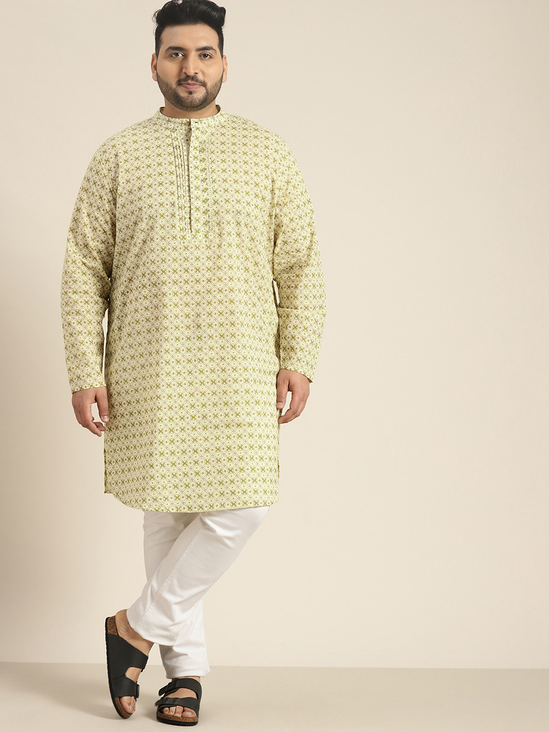 

Sztori Plus Size Pure Cotton Floral Print Pintuck Kurta, Beige