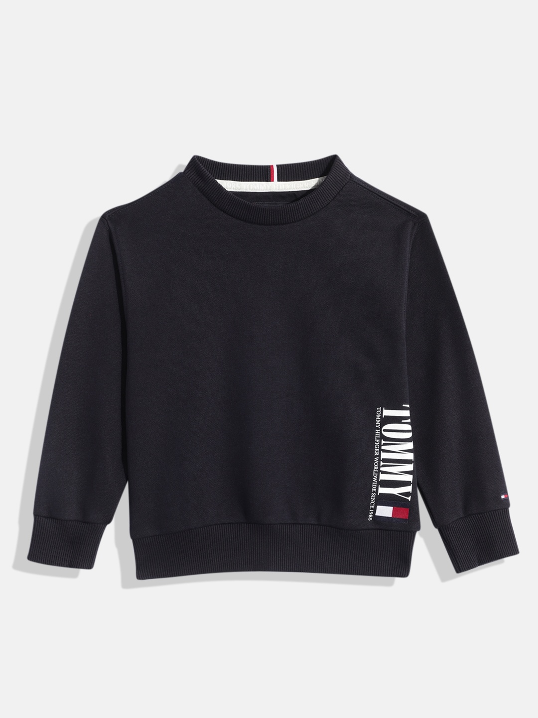 

Tommy Hilfiger Boys Brand Logo Placement Printed Sweatshirt, Navy blue