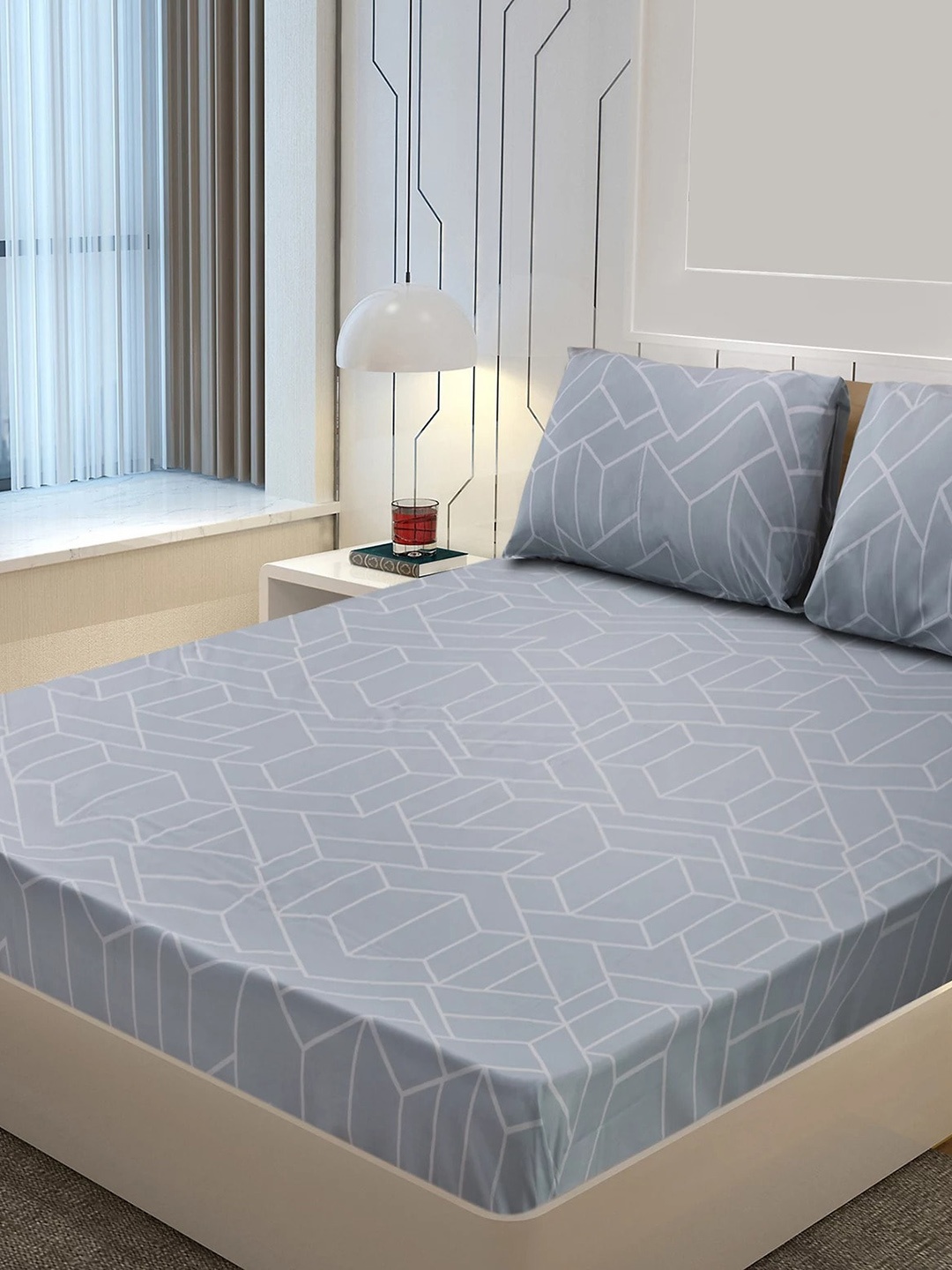 

Marks & Spencer Grey & White Printed Bedding Set