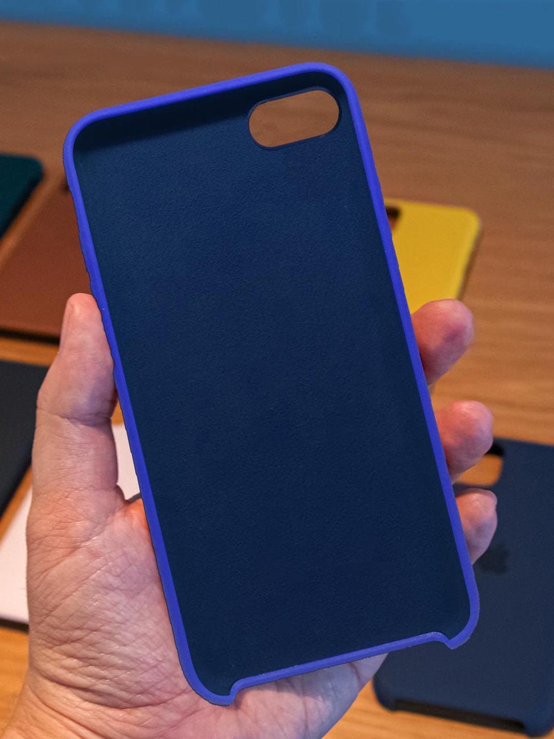 

macmerise Blue Solid iPhone SE(2020) Back Cover