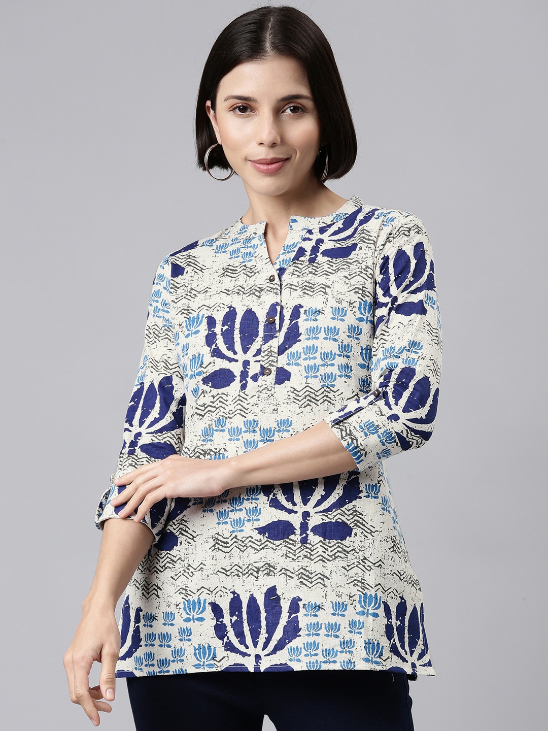 

MALHAAR Grey & Blue Floral Print Mandarin Collar Roll-Up Sleeves Top