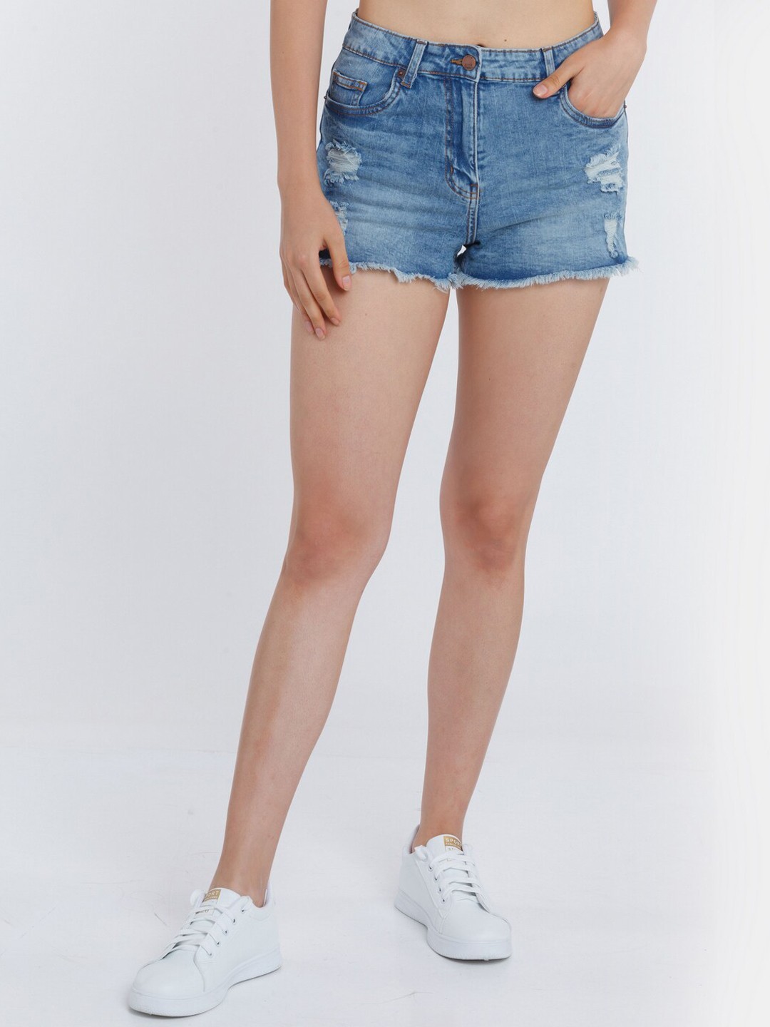 

Zink London Women Blue Printed Slim Fit High-Rise Shorts