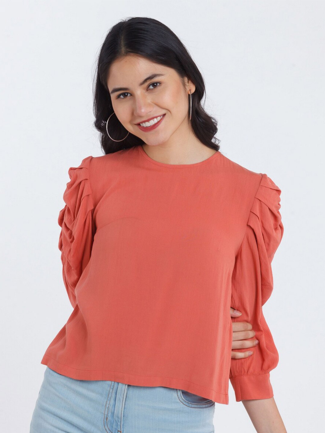 

Zink London Coral Solid Puff Sleeve Regular Top With Cut Out