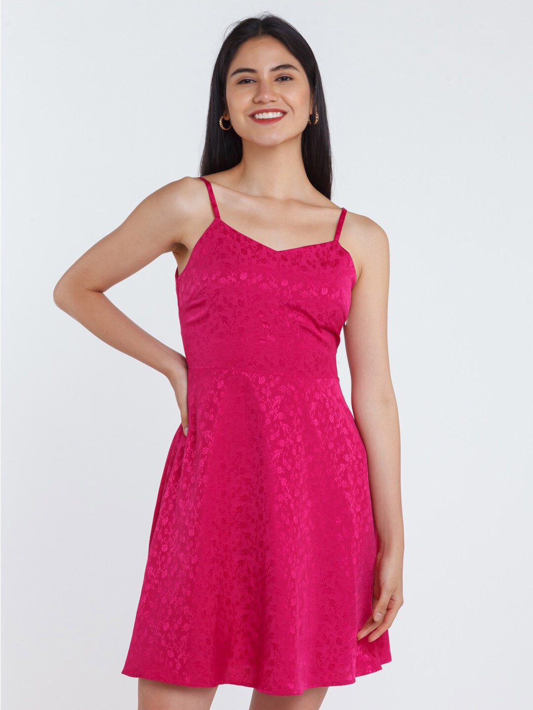 

Zink London Women Rose Sleeveless Fit & Flare Dress
