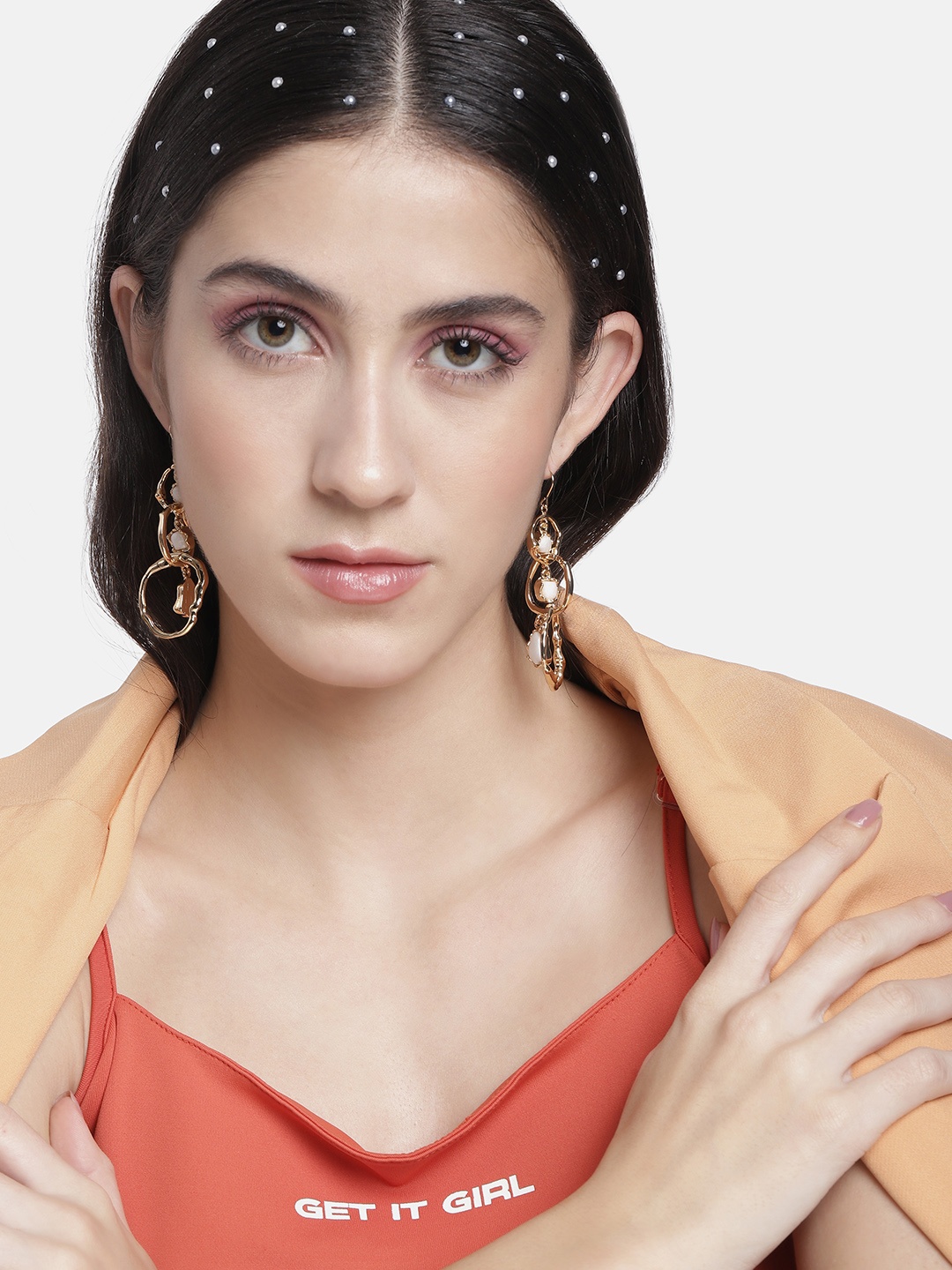 

DressBerry Gold-Toned Contemporary Drop Earrings