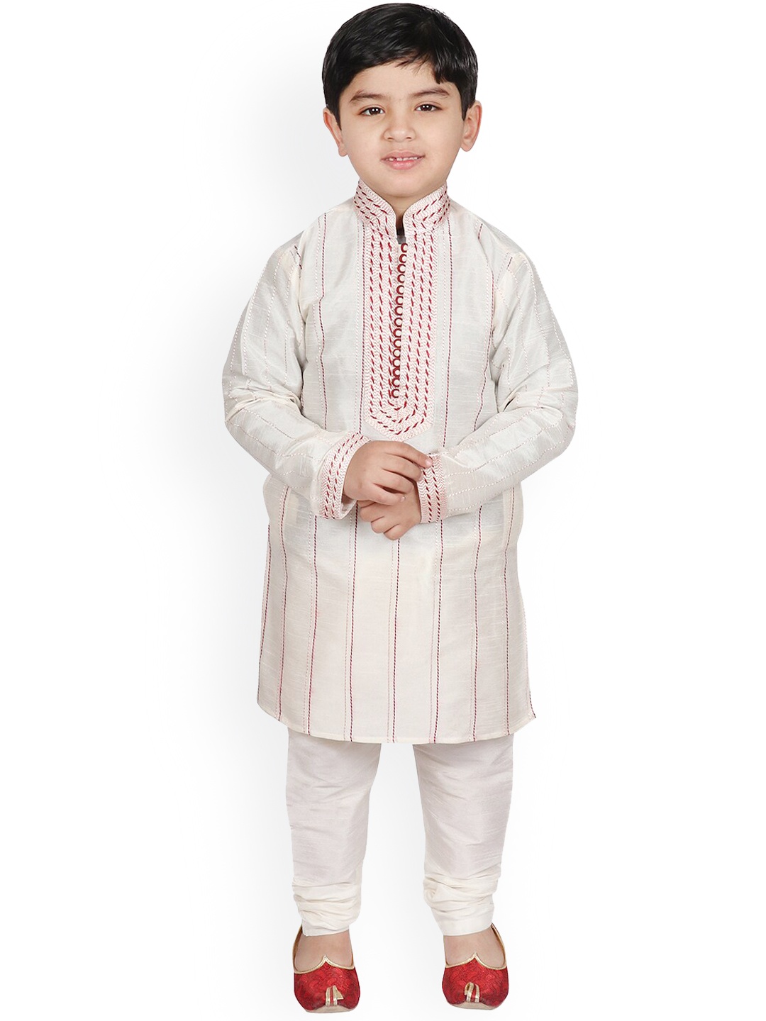 

SG YUVRAJ Boys Cream-Coloured Yoke Design Thread Work Raw Silk Kurta with Pyjamas