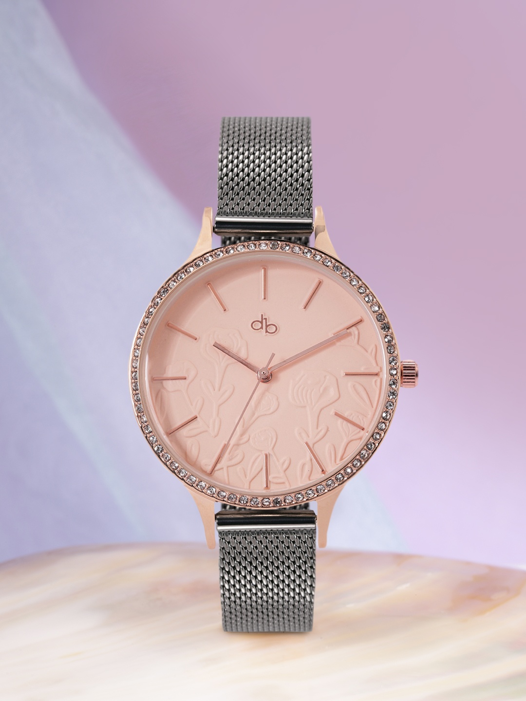 

DressBerry Women Patterned Dial & Bracelet Style Straps Analogue Watch MFB-PN-PF-DK2912, Peach