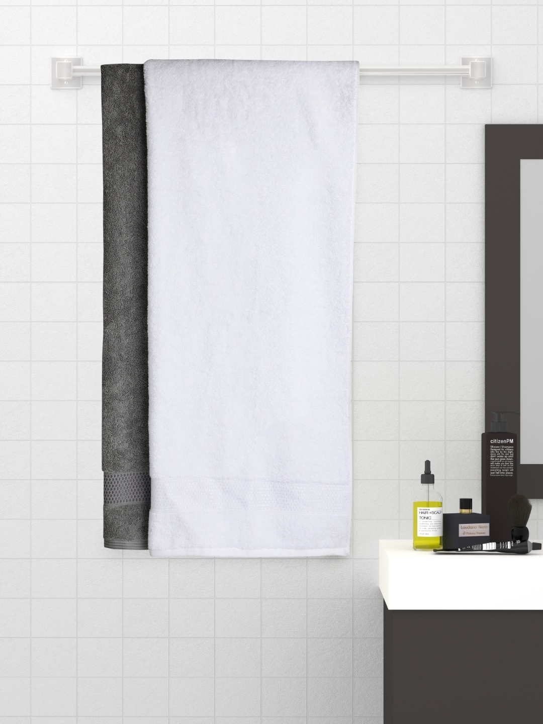 

SPACES White & Grey Set of 2 Cotton 600GSM Bath Towels