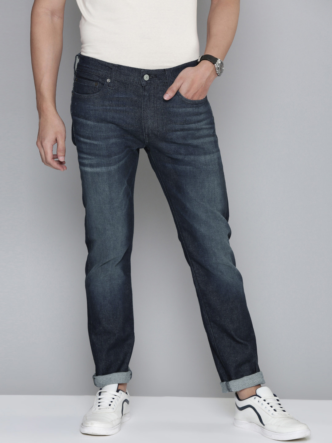 

Levis Men Blue 511 Slim Fit Light Fade Stretchable Jeans