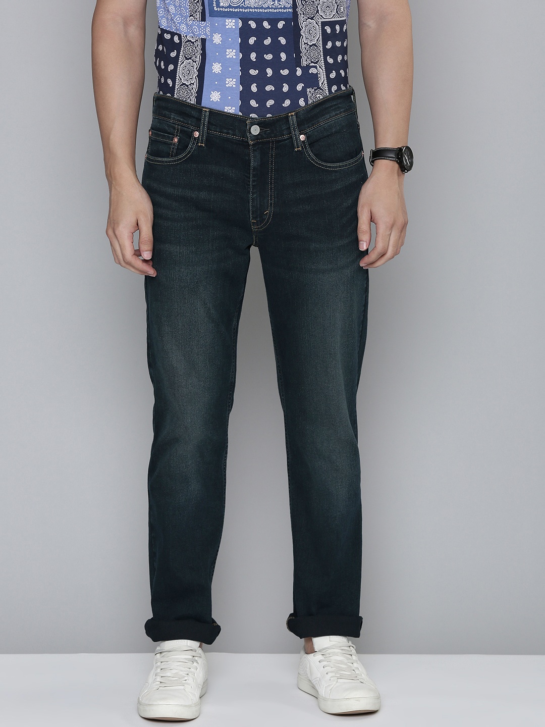 

Levis Men Navy Blue 511 Slim Fit Light Fade Stretchable Jeans