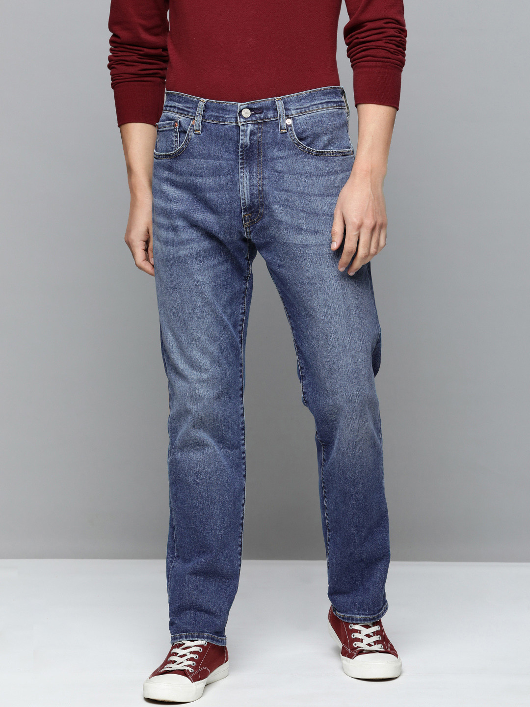 

Levis Men Blue 551Z Straight Fit Mid Rise Light Fade Stretchable Jeans