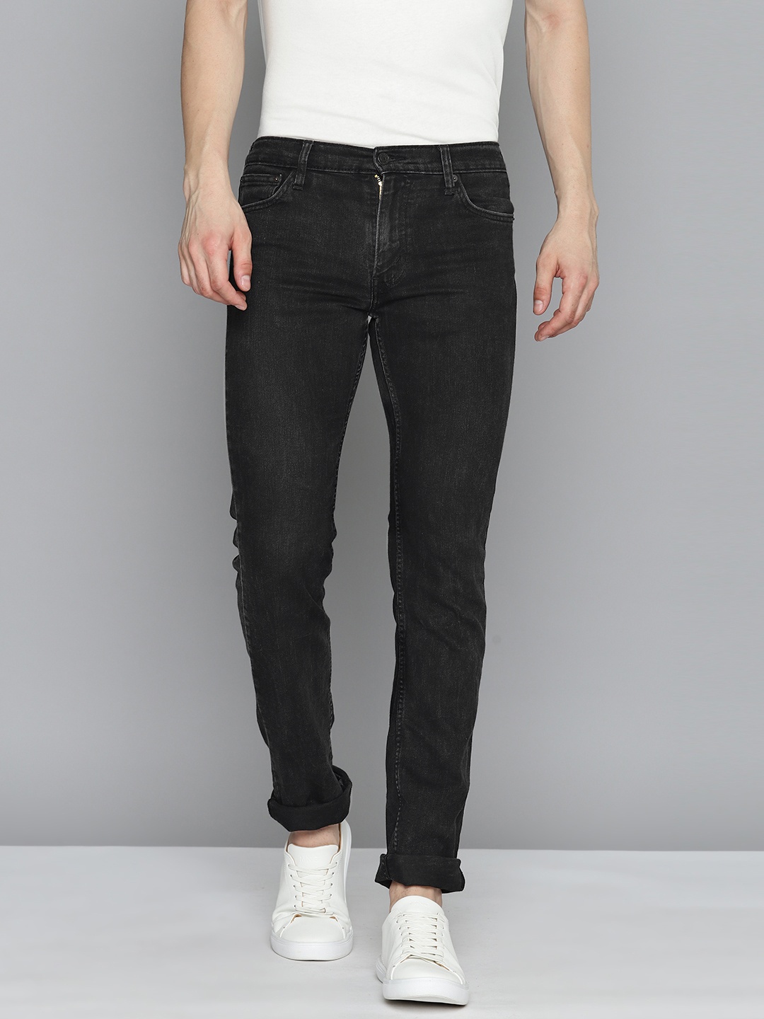 

Levis Men 512 Slim Tapered Fit Stretchable Jeans, Black