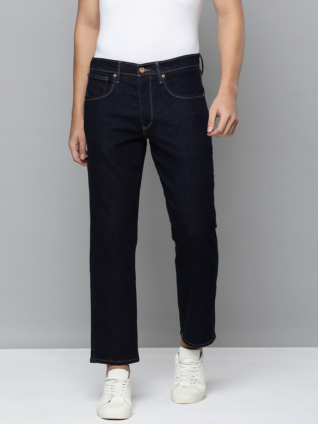 

Levis 550 Men Navy Blue Relaxed Tapered Fit Mid-Rise Clean Look Stretchable Jeans