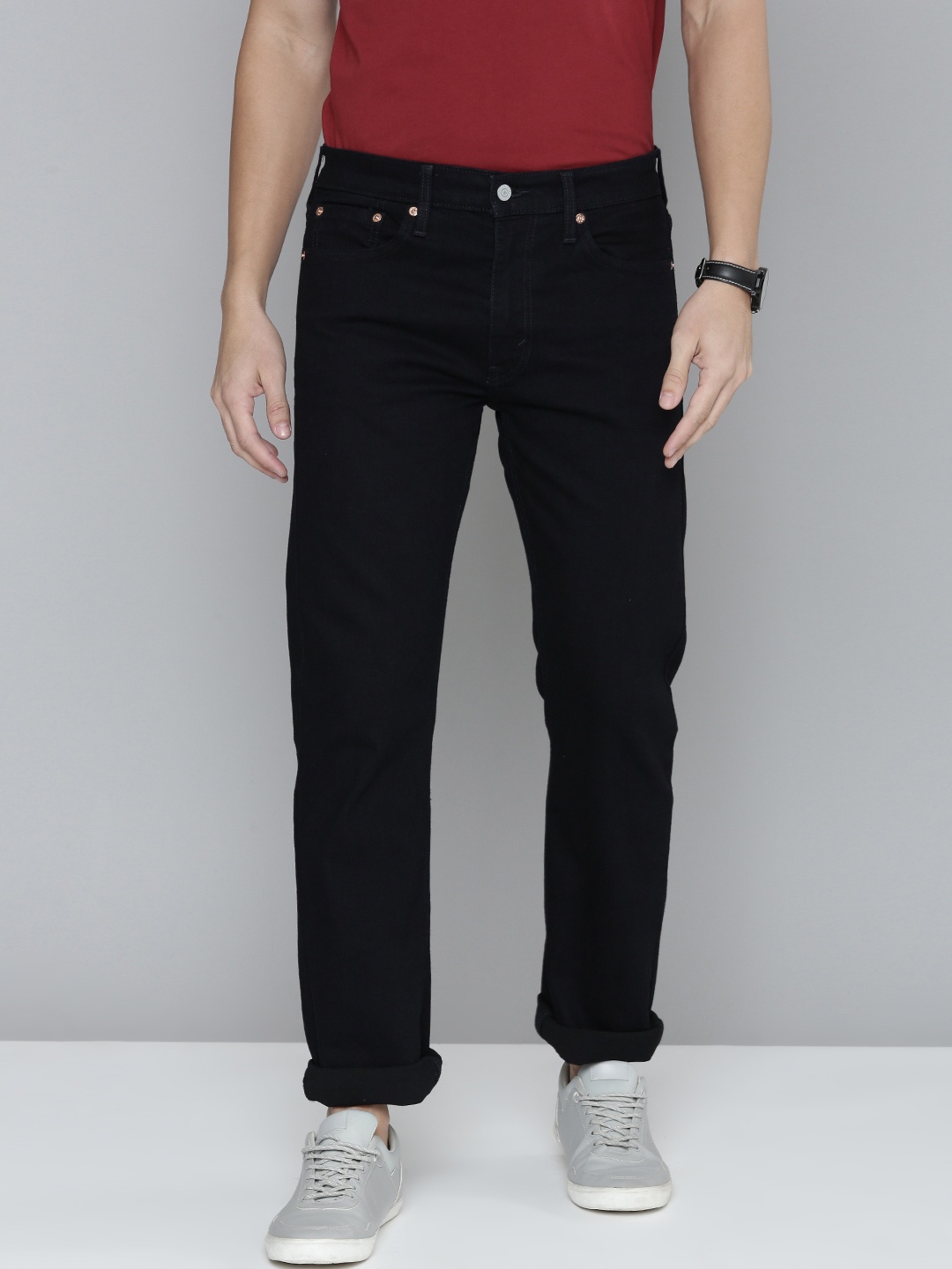 

Levis Men Navy Blue Solid Mid Rise Straight Fit Casual Jeans